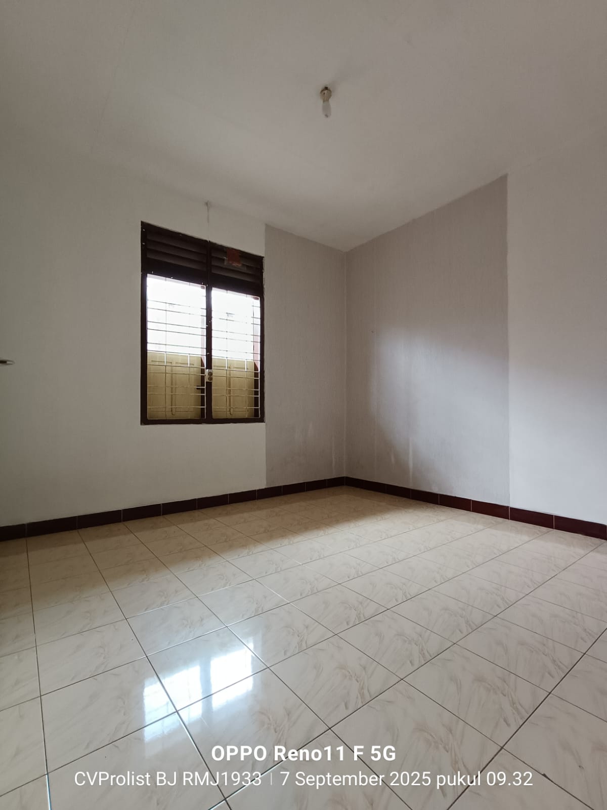 Di Sewakan Rumah Pinggir Jalan Besar 5 Menit Ke Kampus Unsoed Purwokerto