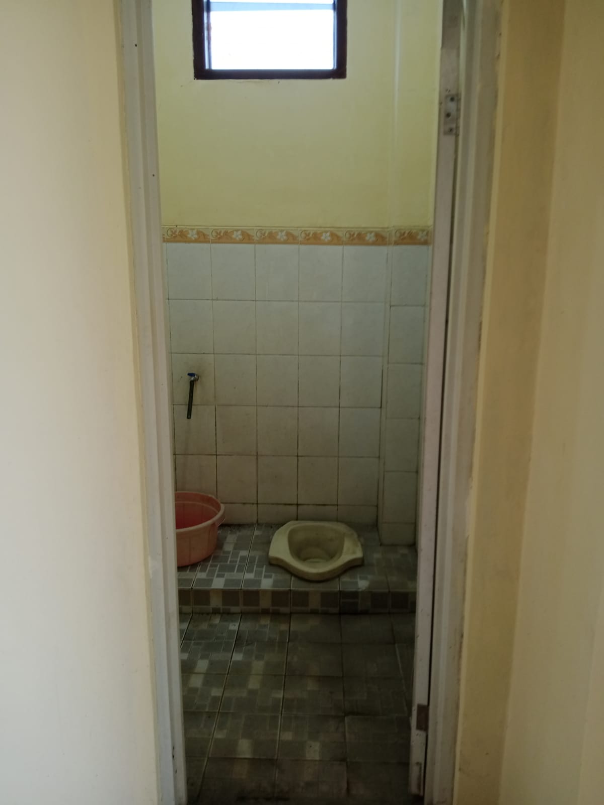 Disewakan Rumah Luas Cocok untuk Kantor 7 Menit Unsoed