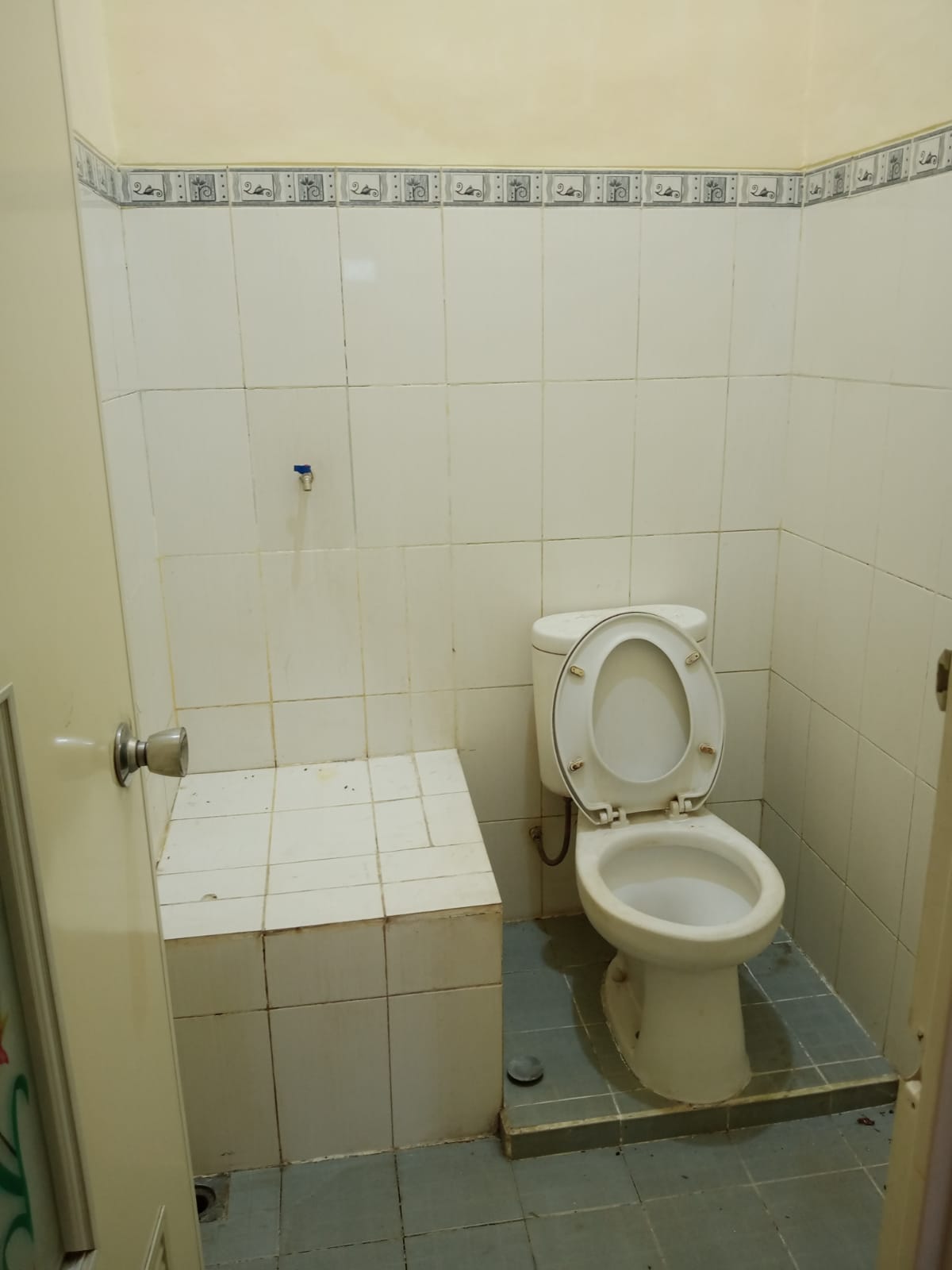 Disewakan Rumah Luas Cocok untuk Kantor 7 Menit Unsoed