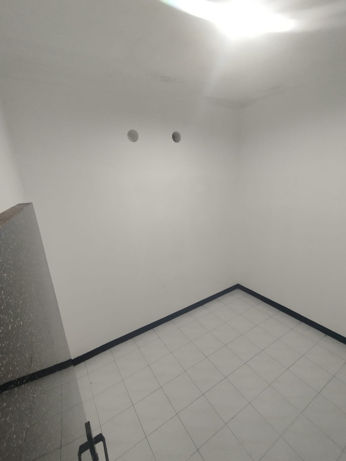 Dijual  Rumah Menawan Siap Pakai - 1 Menit Ke Taman Kota