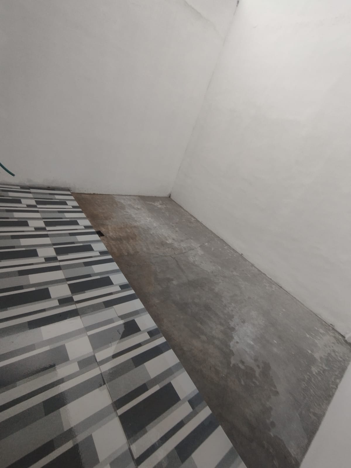 Dijual  Rumah Menawan Siap Pakai - 1 Menit Ke Taman Kota