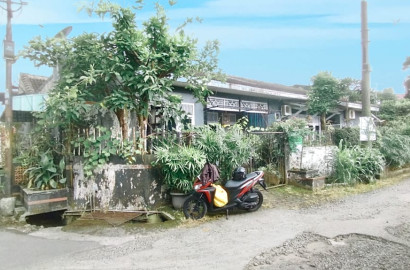 Dijual Rumah Hook Perum Tengah Kota, Dekat RST Wijaya Kusuma