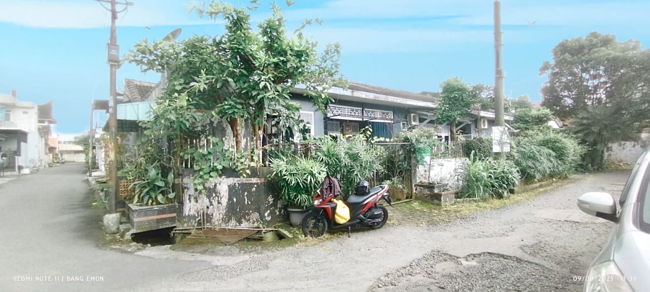 Dijual Rumah Hook Perum Tengah Kota, Dekat RST Wijaya Kusuma