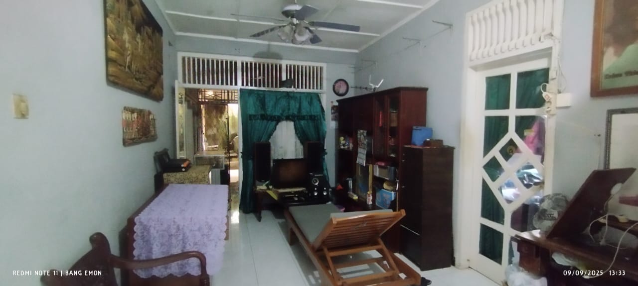 Dijual Rumah Hook Perum Tengah Kota, Dekat RST Wijaya Kusuma