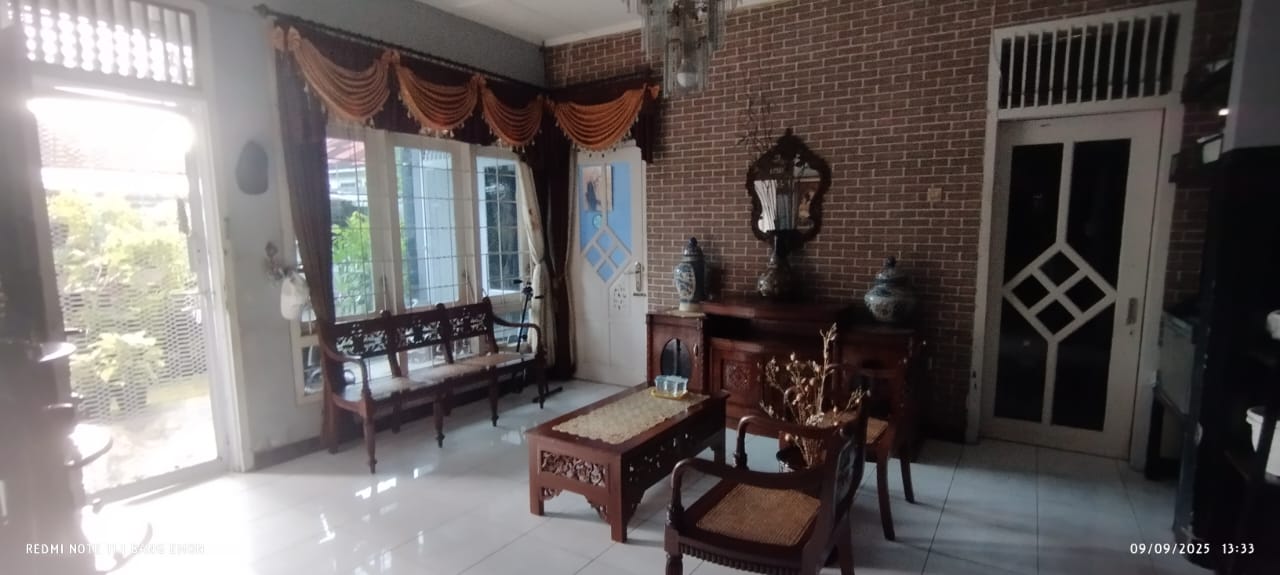 Dijual Rumah Hook Perum Tengah Kota, Dekat RST Wijaya Kusuma