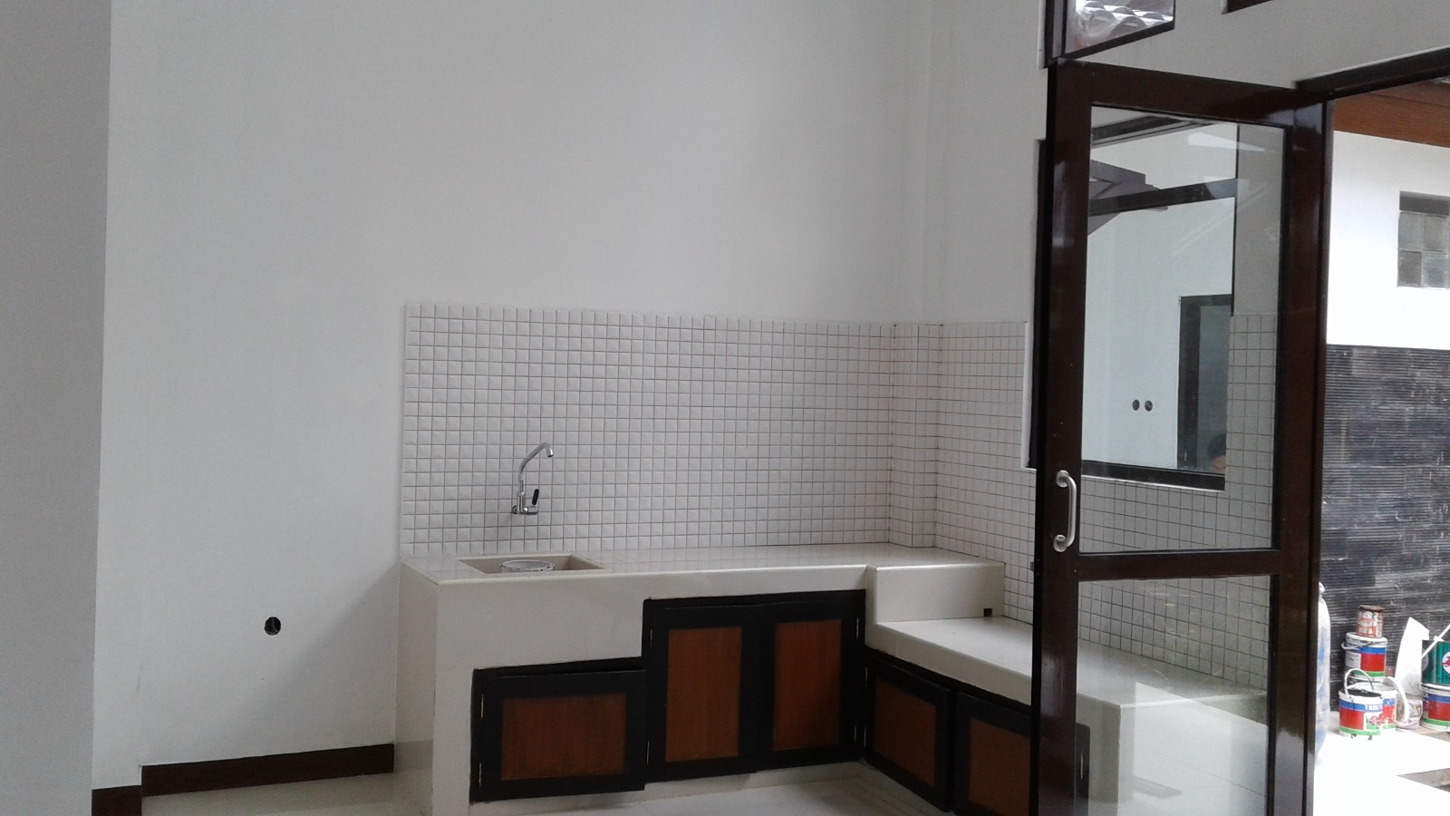 Disewakan Rumah Mewah 3 Lantai Tengah Kota Purwokerto 5 Menit ke Alun-Alun.