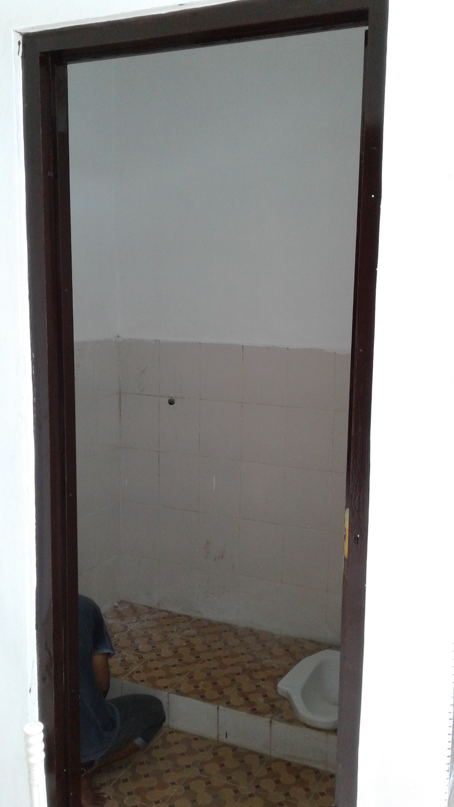 Disewakan Rumah Mewah 3 Lantai Tengah Kota Purwokerto 5 Menit ke Alun-Alun.