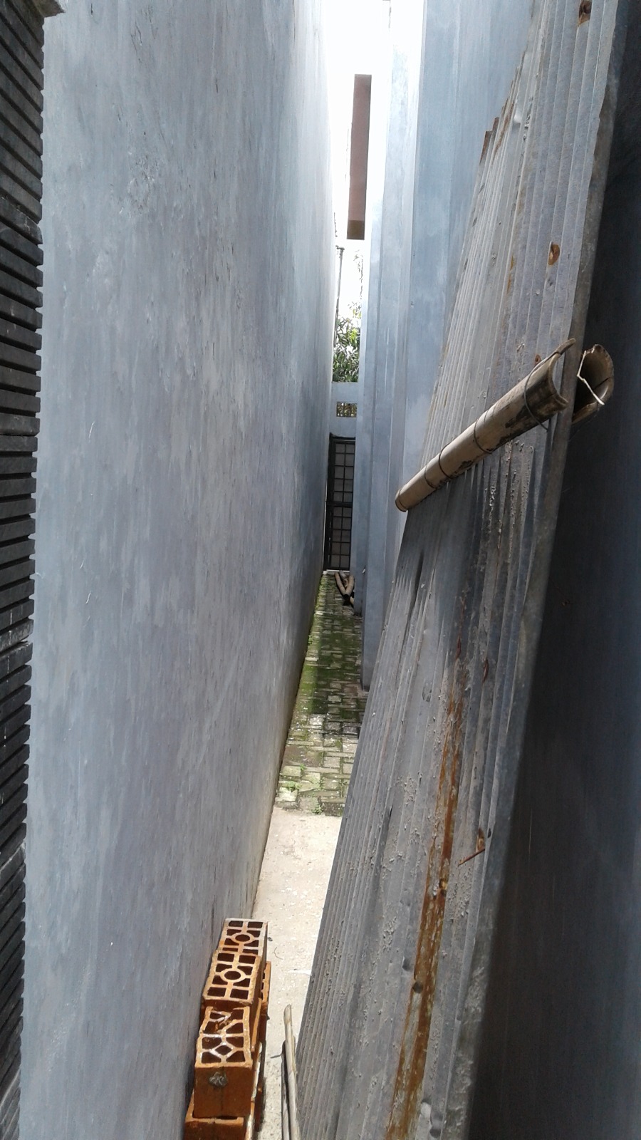 Disewakan Rumah Mewah 3 Lantai Tengah Kota Purwokerto 5 Menit ke Alun-Alun.