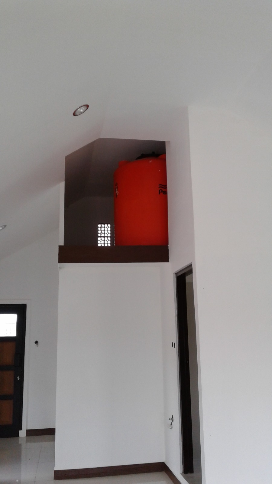 Disewakan Rumah Mewah 3 Lantai Tengah Kota Purwokerto 5 Menit ke Alun-Alun.