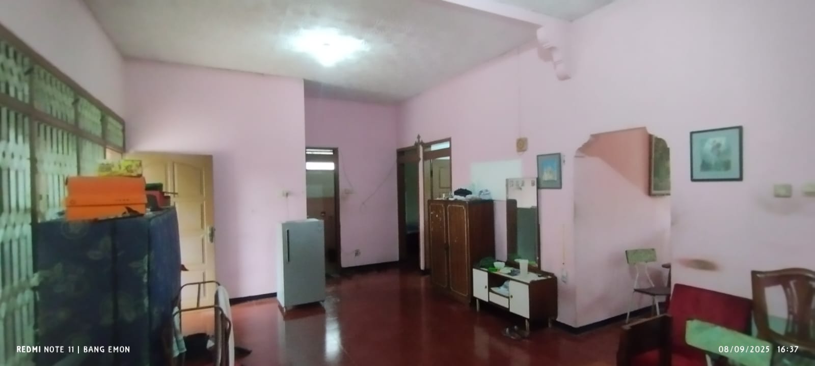 DIJUAL RUMAH LUAS TANAH 700 M2, DEKAT MAN 1 BANYUMAS ARCAWINANGUN