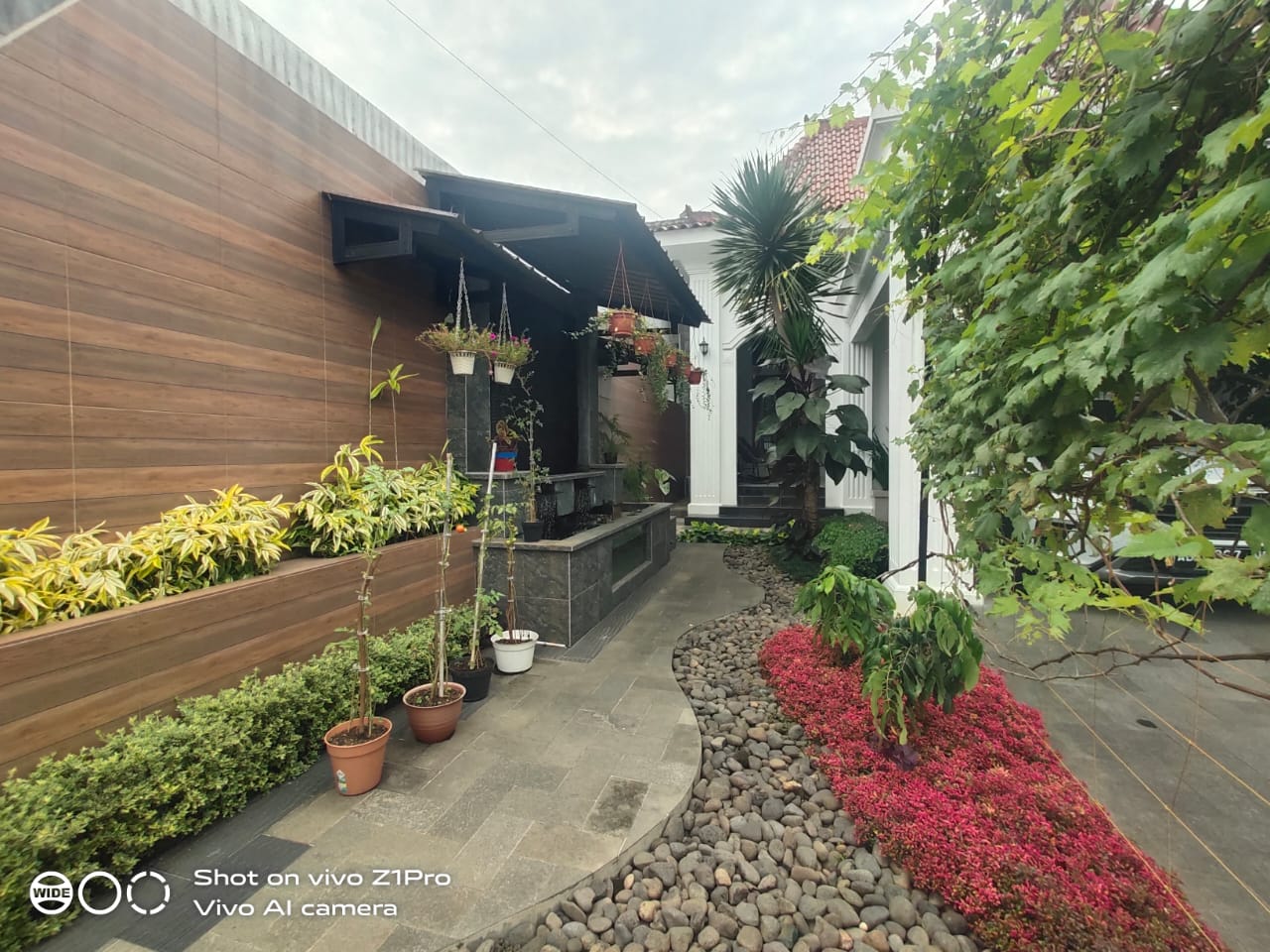 Rumah Cantik Asri Kayu Jati Area Utara Purwokerto