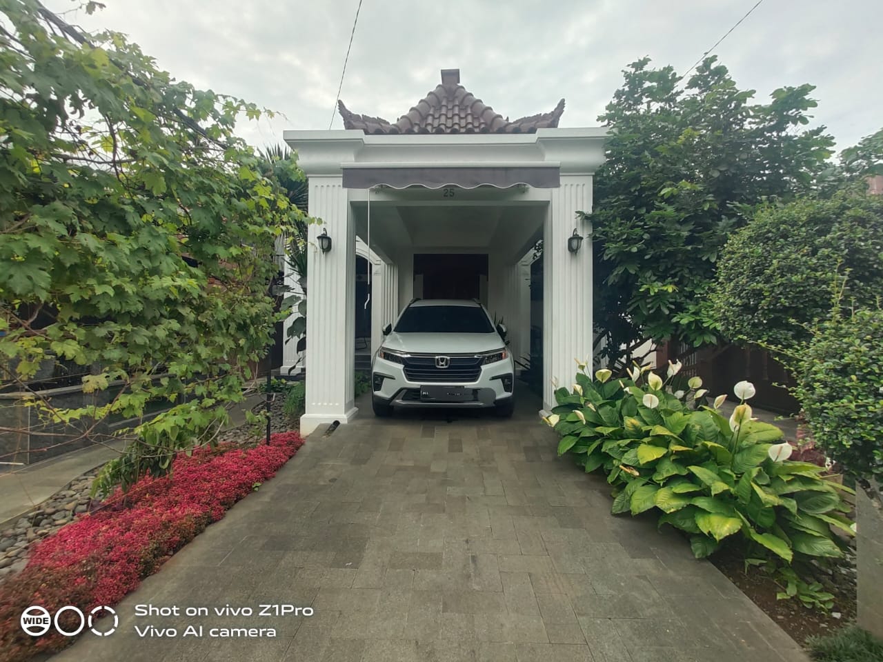 Rumah Cantik Asri Kayu Jati Area Utara Purwokerto