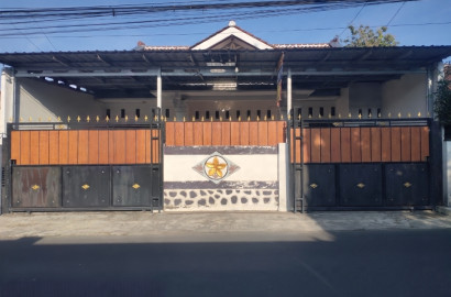 Rumah Siap Huni Pinggir Jalan Raya  Purwokerto Utara
