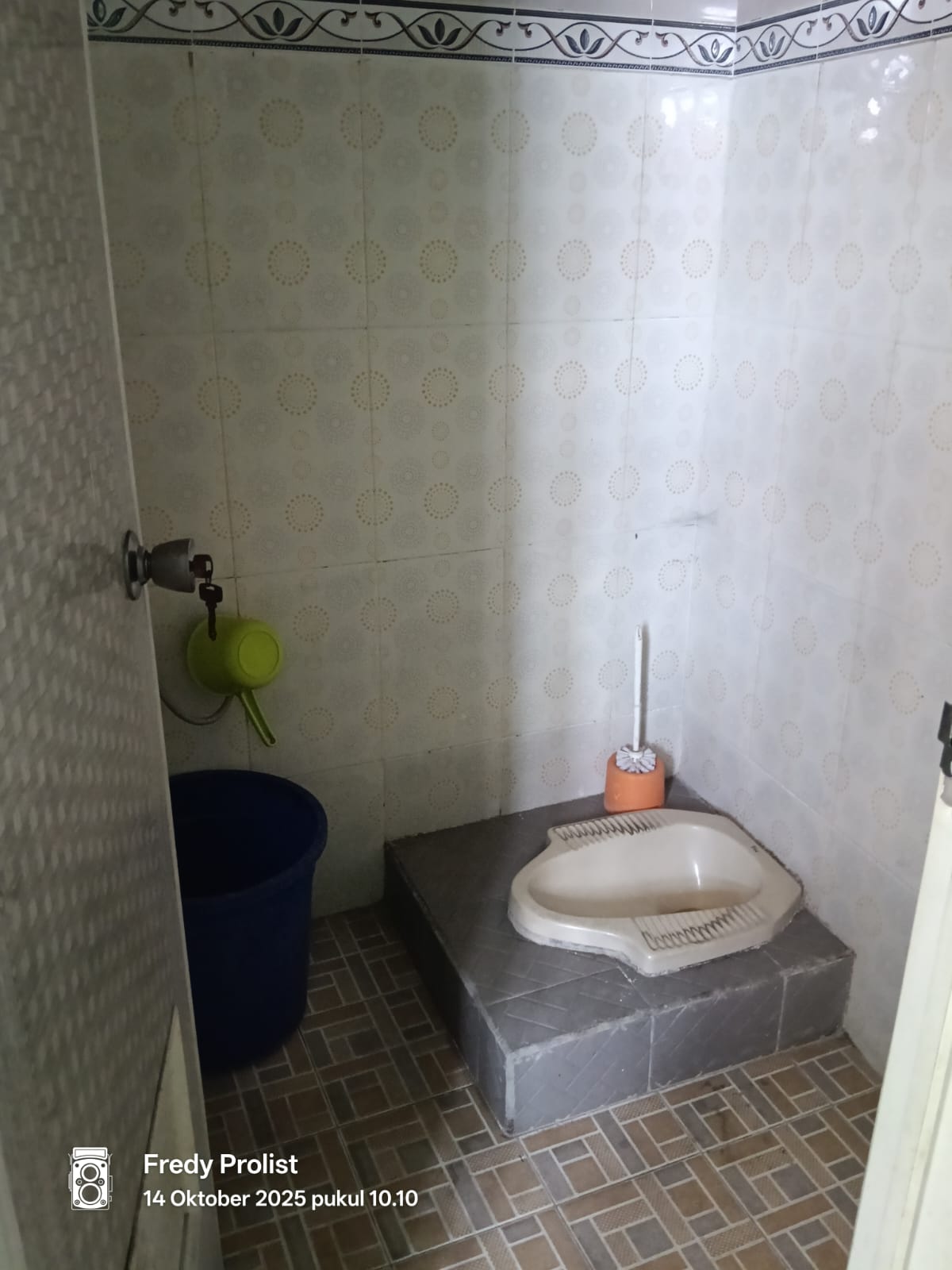 Dijual Rumah Cocok Untuk Usaha Showroom Mobil - 8 Menit Alun-Alun Purwokerto