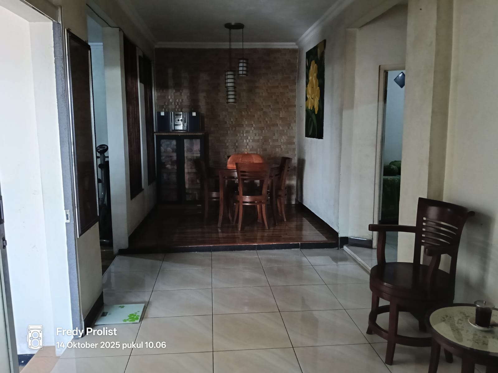 Dijual Rumah Cocok Untuk Usaha Showroom Mobil - 8 Menit Alun-Alun Purwokerto