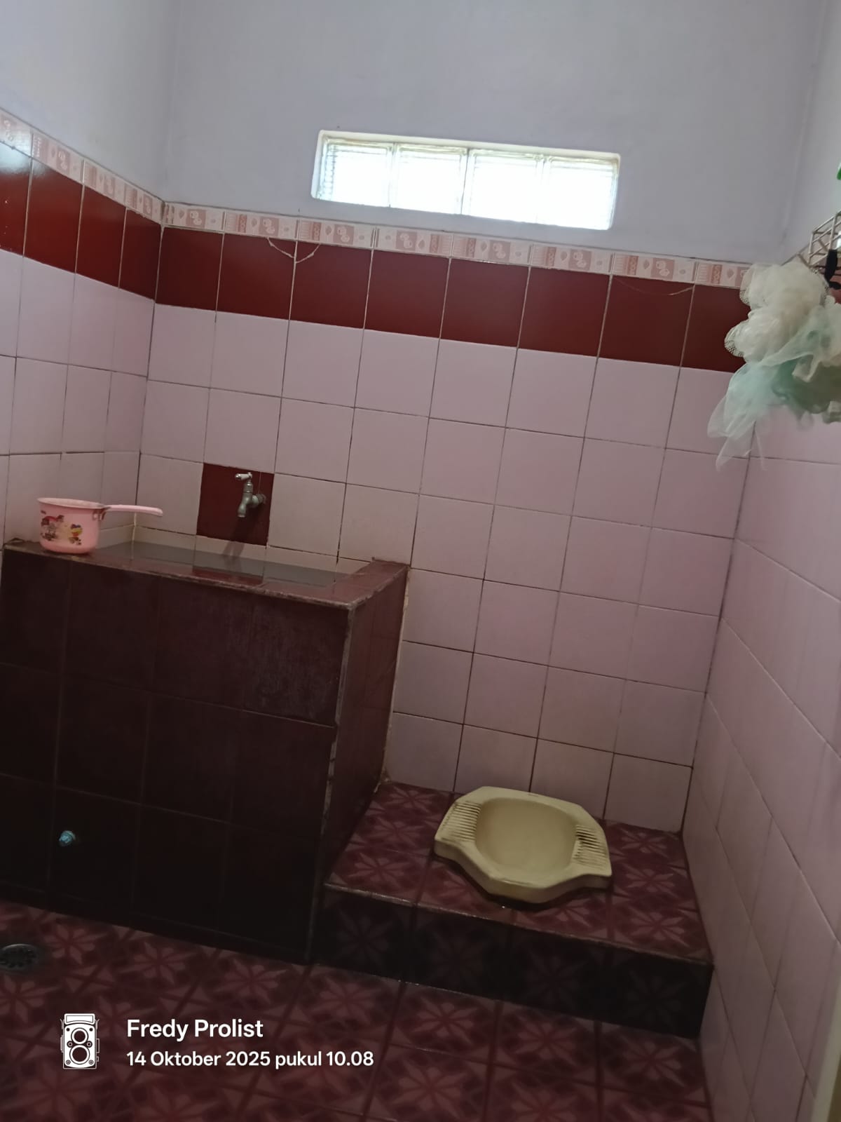 Dijual Rumah Cocok Untuk Usaha Showroom Mobil - 8 Menit Alun-Alun Purwokerto