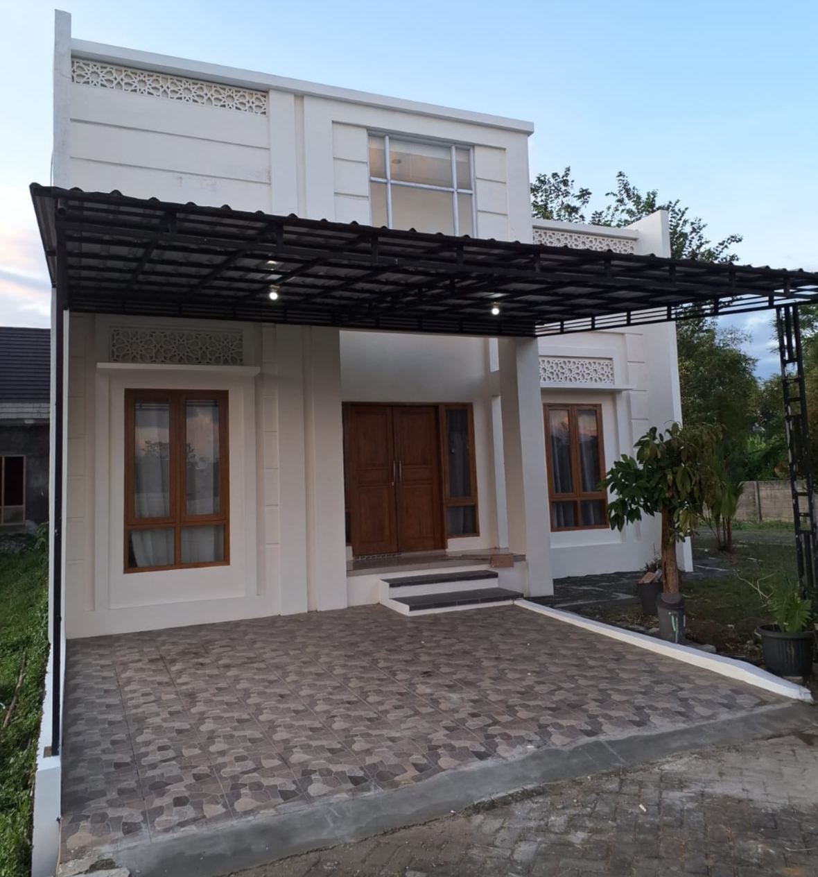 Disewakan Rumah Bagus Siap Huni 3 Kamar Purwokerto Selatan