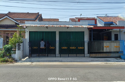Dijual Rumah Ada Kios Di Jalan Utama Perumahan