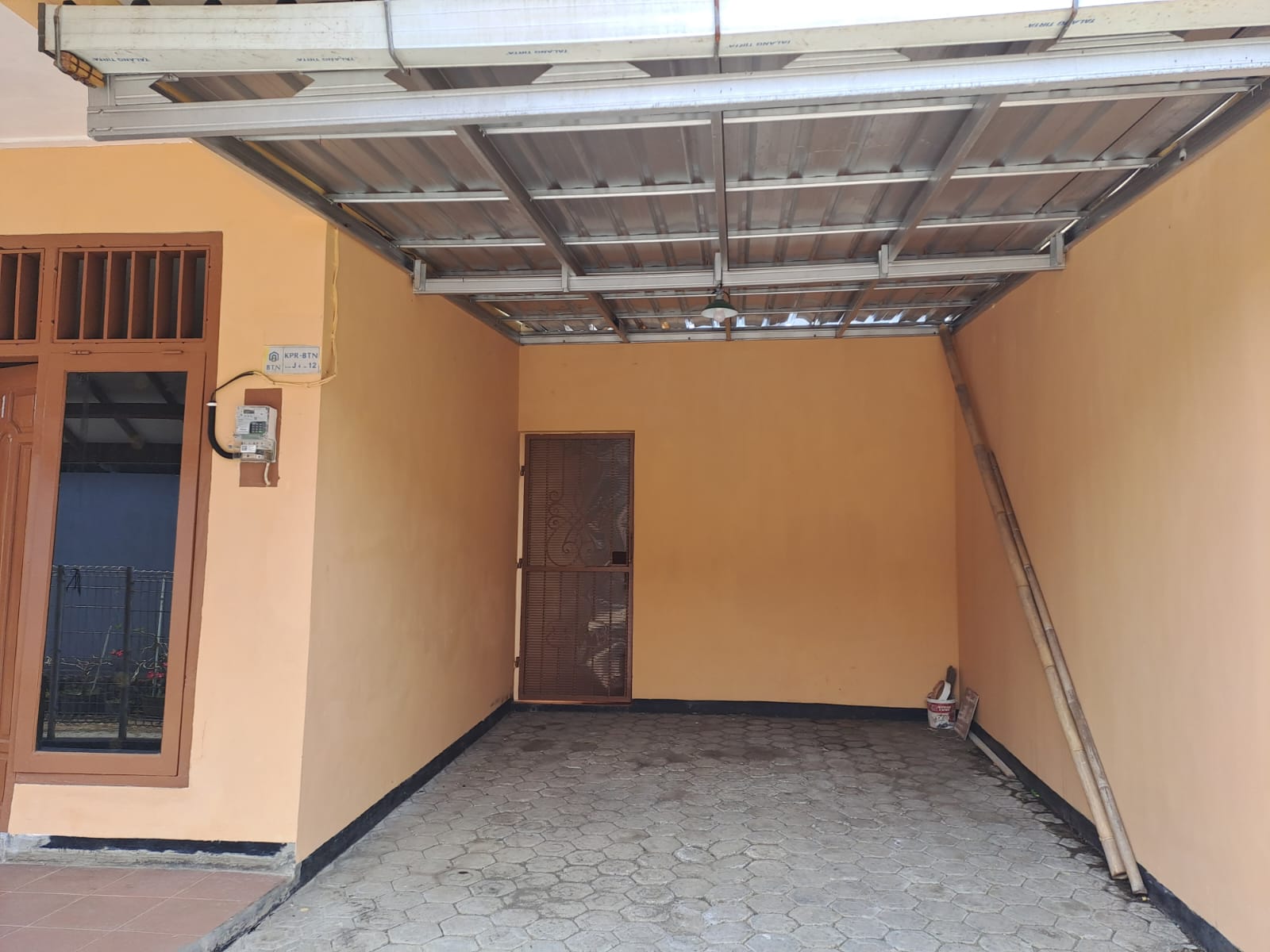 Dijual Rumah Cantik Cocok Utk Keluarga Atau Kosan, Dekat UMP - Turun Harga