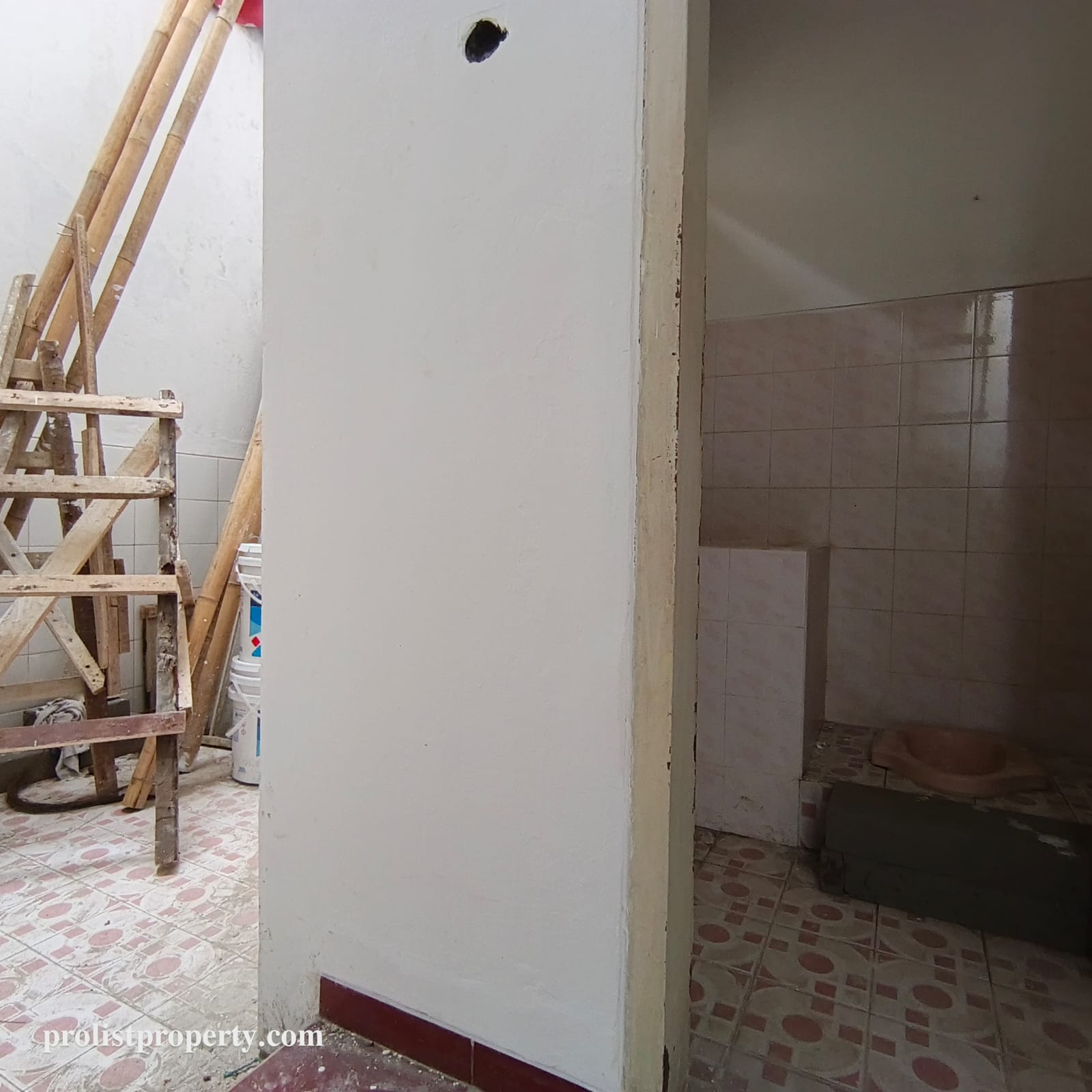 Disewakan Ruko Strategis Dijalan JendSud Purwokerto - 4 menit Dari Alun-Alun