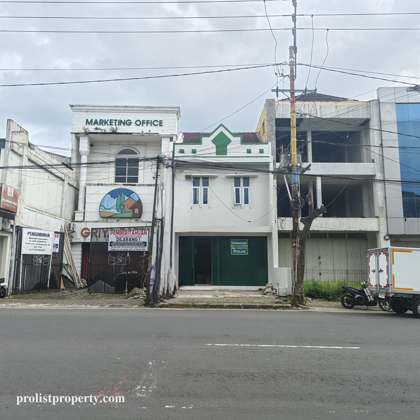 Disewakan Ruko Strategis Dijalan JendSud Purwokerto - 4 menit Dari Alun-Alun