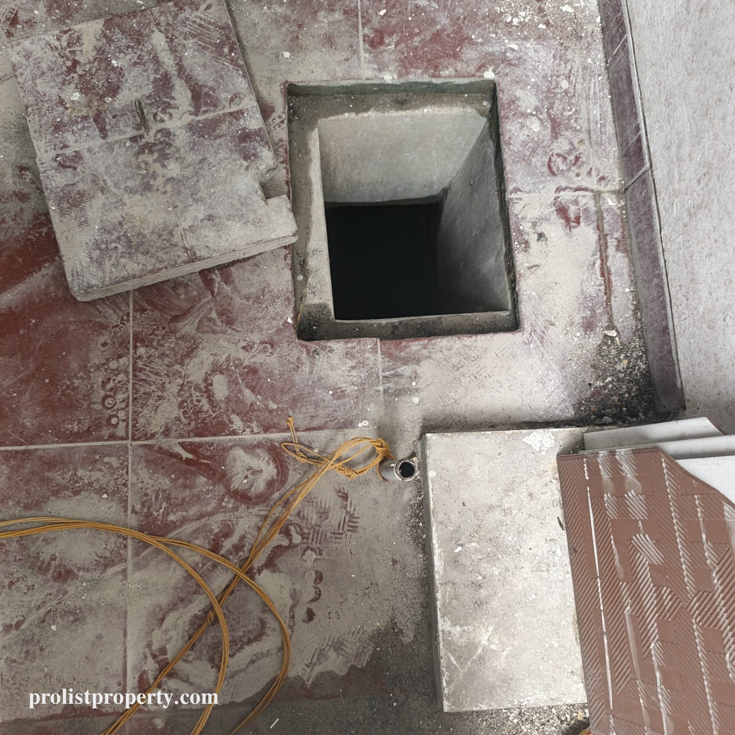 Disewakan Ruko Strategis Dijalan JendSud Purwokerto - 4 menit Dari Alun-Alun