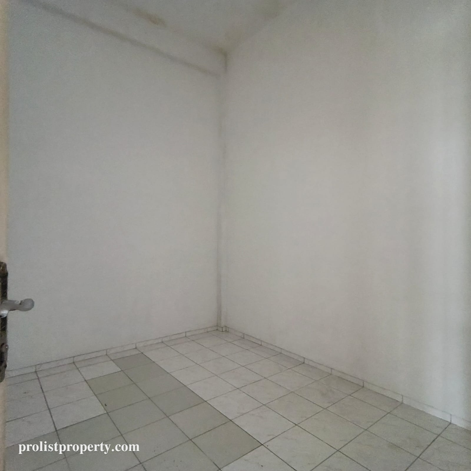 Disewakan Ruko Strategis Dijalan JendSud Purwokerto - 4 menit Dari Alun-Alun