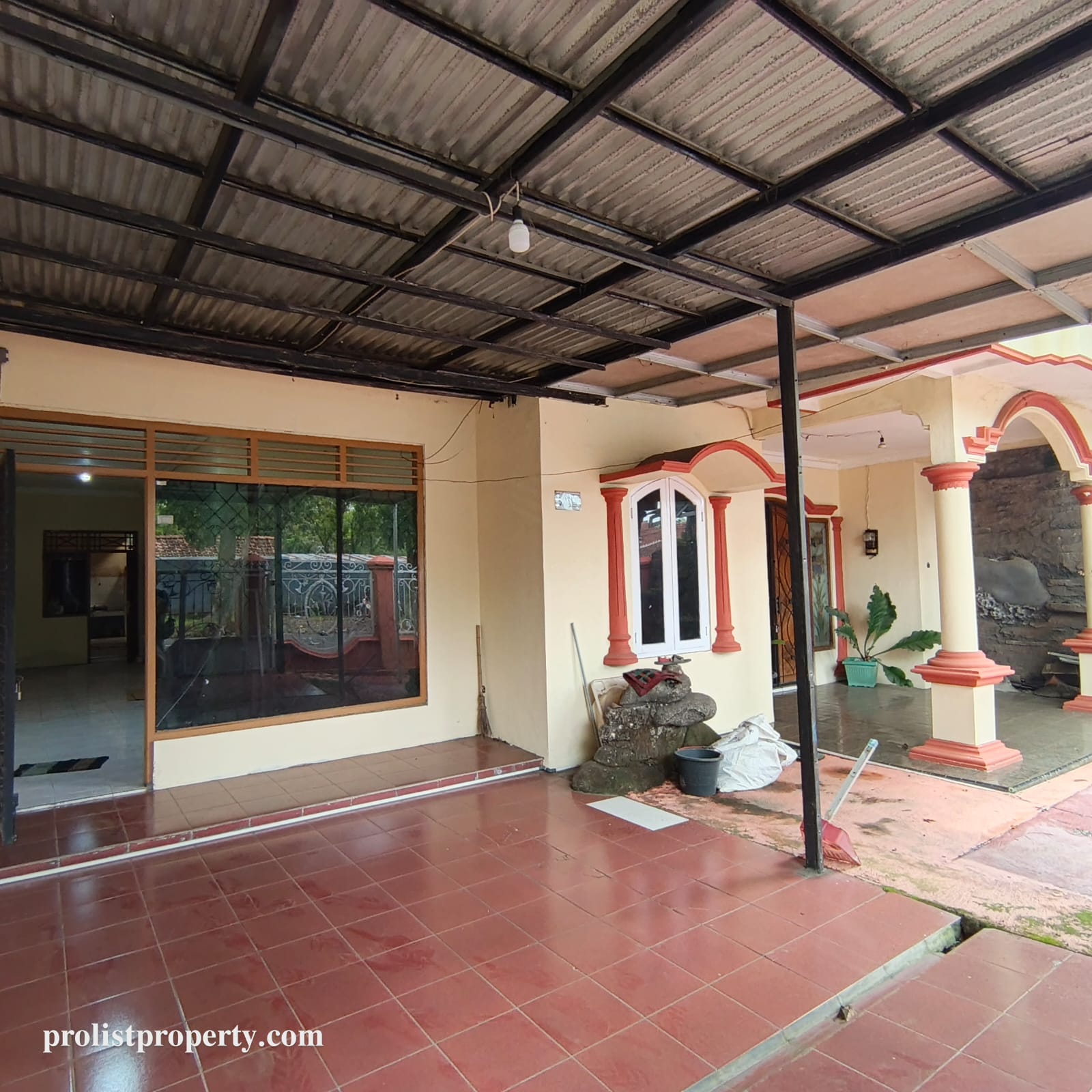 Dijual Rumah Pinggir Jalan Raya Padamara Purbalingga - 4 Menit ke Eka Surya Plaza