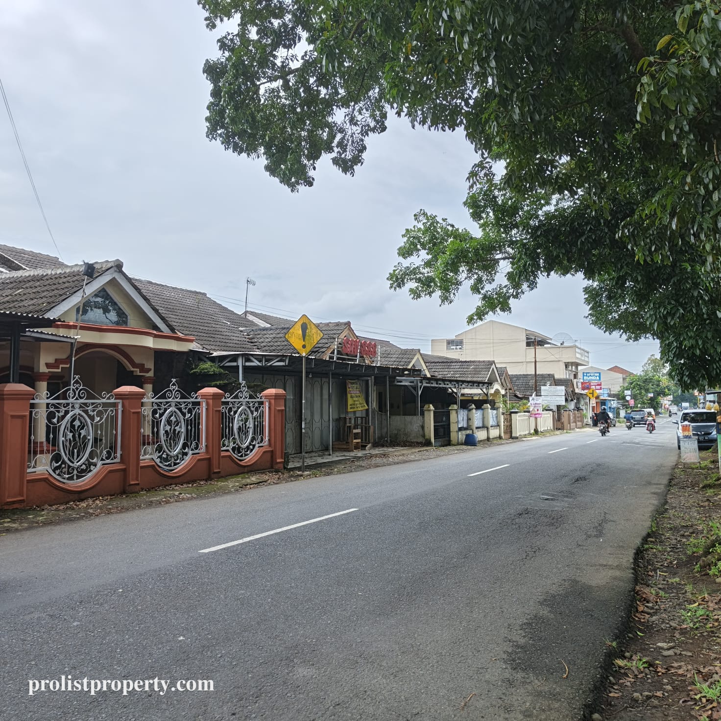 Dijual Rumah Pinggir Jalan Raya Padamara Purbalingga - 4 Menit ke Eka Surya Plaza