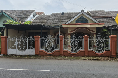 Dijual Rumah Pinggir Jalan Raya Padamara Purbalingga - 4 Menit ke Eka Surya Plaza