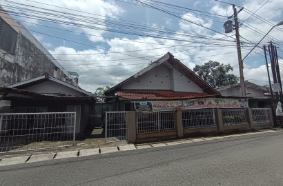 Dijual rumah plus bisnis kos-kosan aktif di jantung Kota Purwokerto - Alun2 Purwokerto