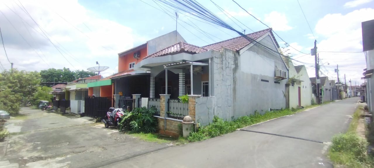 DIJUAL RUMAH HOOK 4 KAMAR, 8 MENIT STASIUN PURWOKERTO
