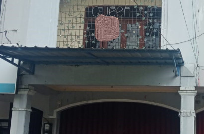 Disewakan Ruko Dalam Kota Selangkah ke Taman Andang Pangrenan - Bonus Kanopi!