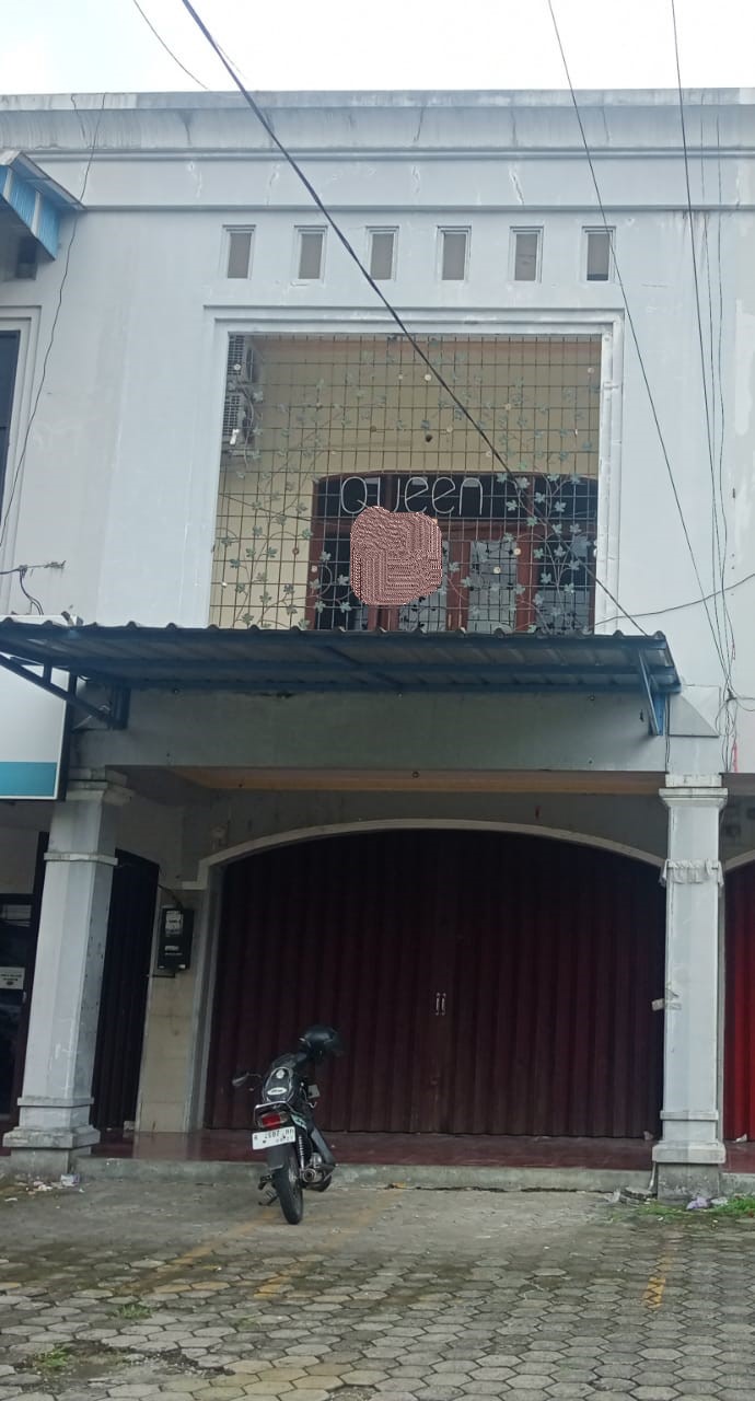 Disewakan Ruko Dalam Kota Selangkah ke Taman Andang Pangrenan - Bonus Kanopi!