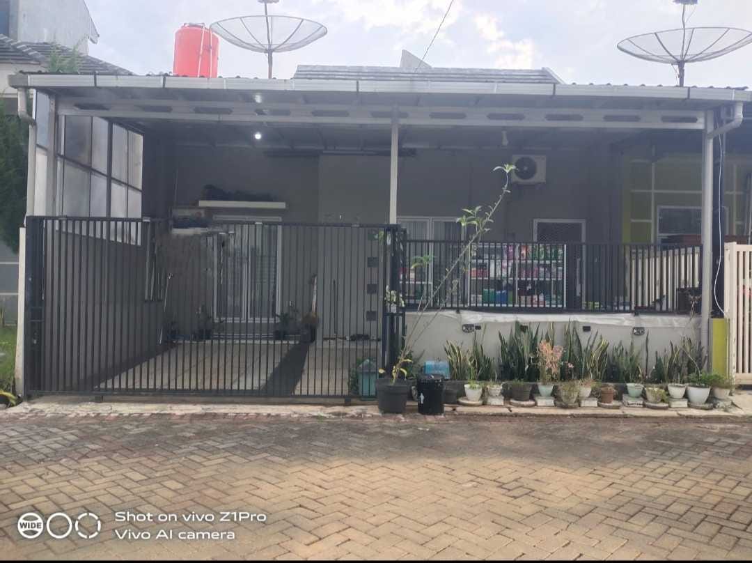 Disewakan Rumah Bagus Perum Elite Ada AC dan Semi Furniture