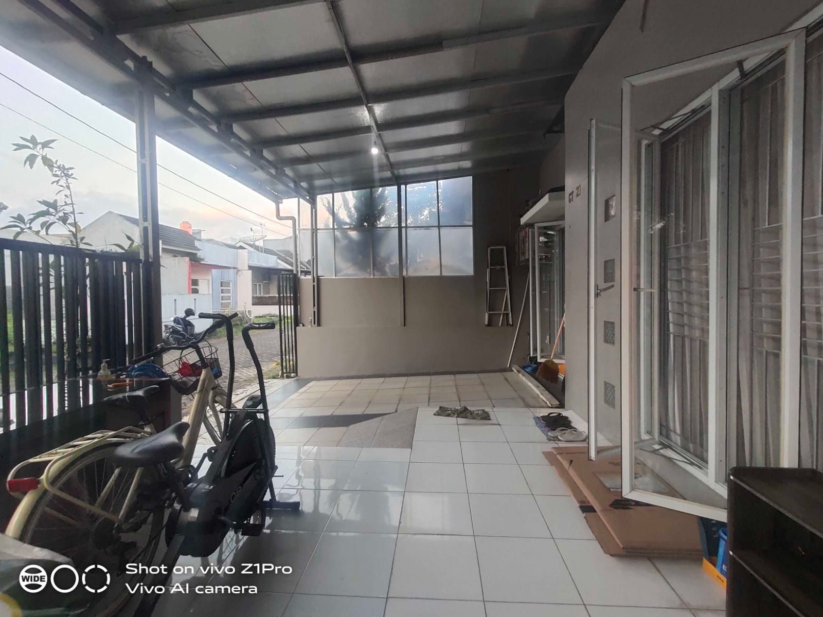 Disewakan Rumah Bagus Perum Elite Ada AC dan Semi Furniture