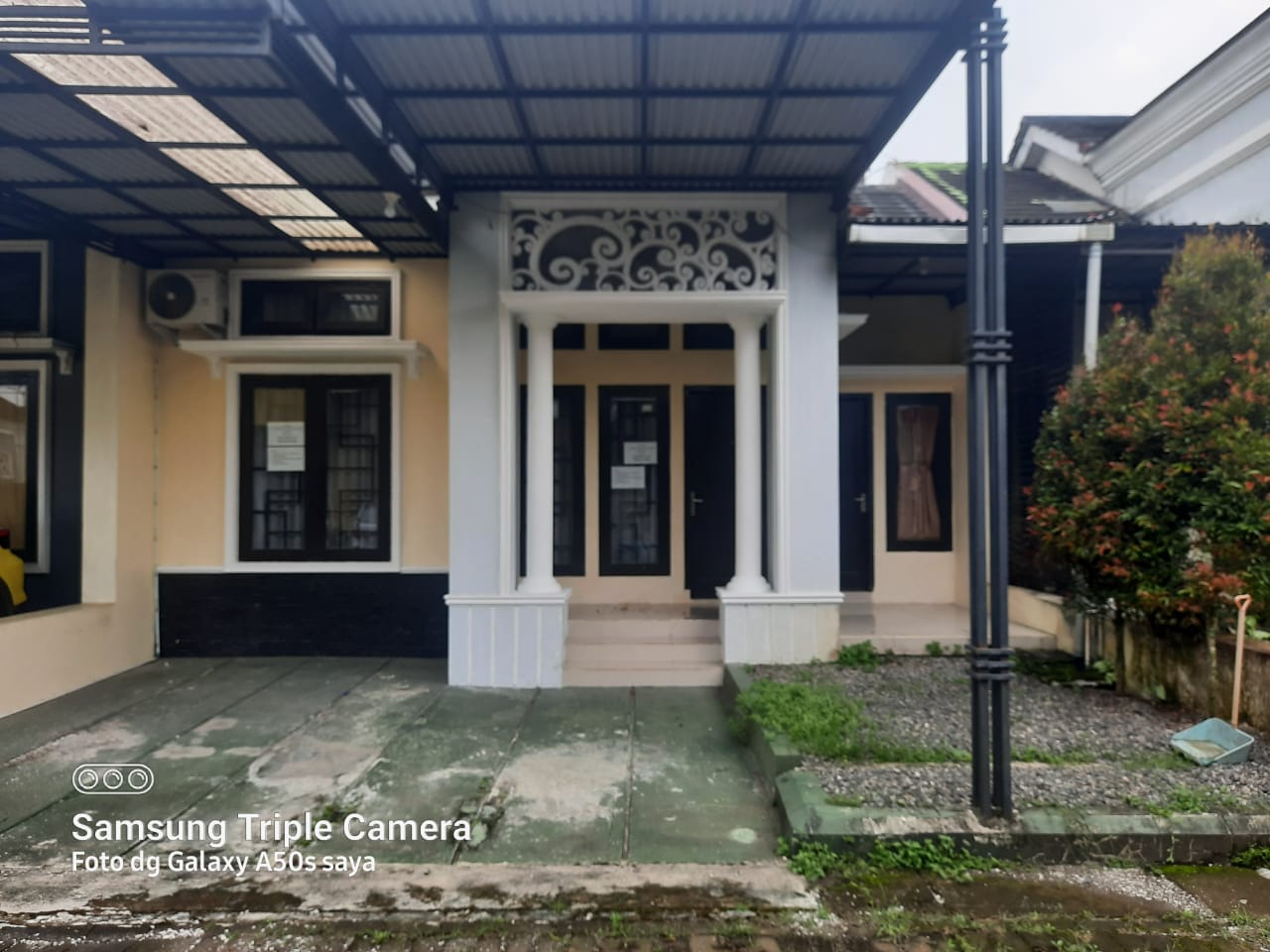 Disewakan Rumah Semi Furnish Terawat 3 Menit Unsoed