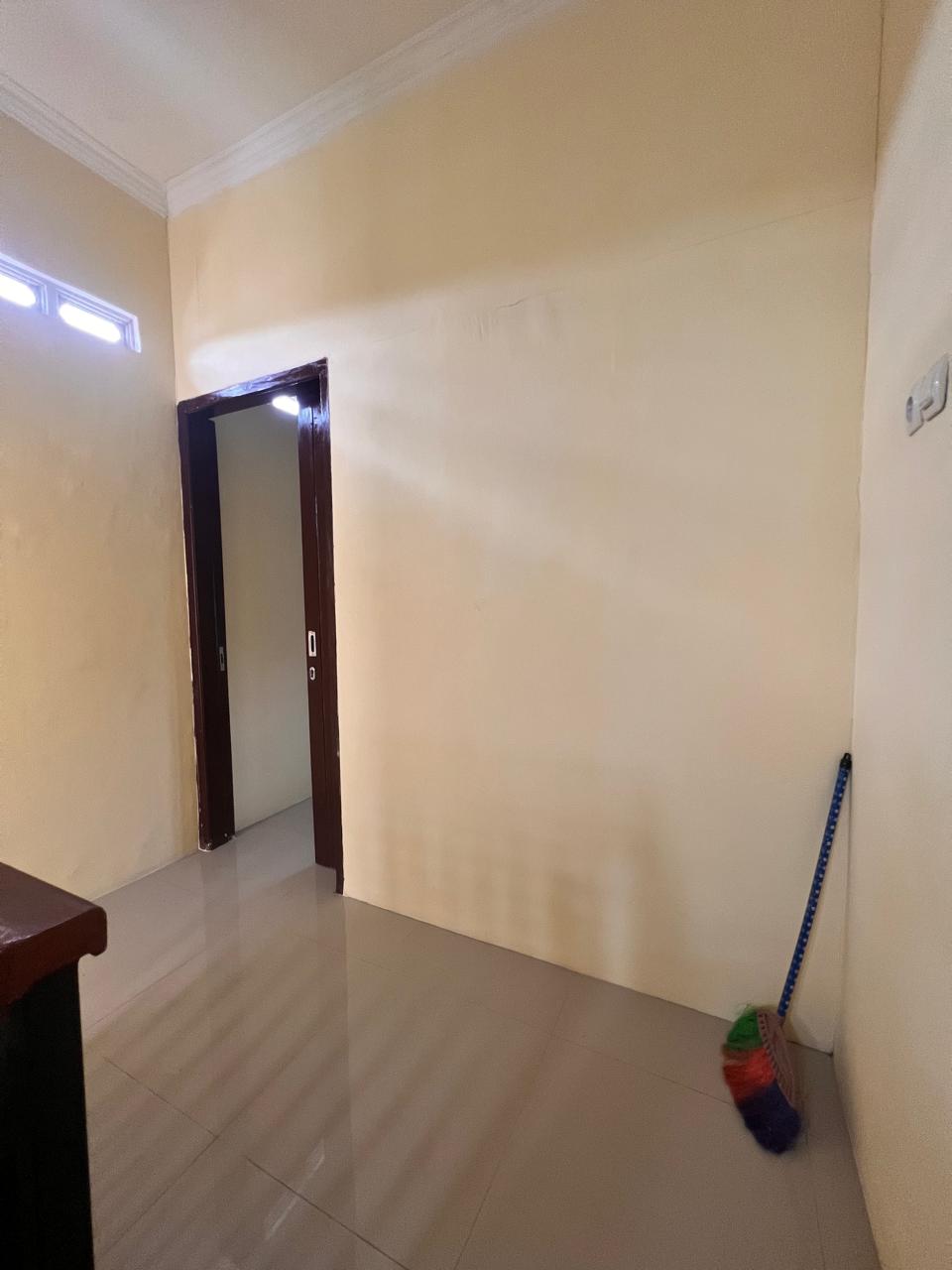 Disewakan Rumah Semi Furnish Terawat 3 Menit Unsoed