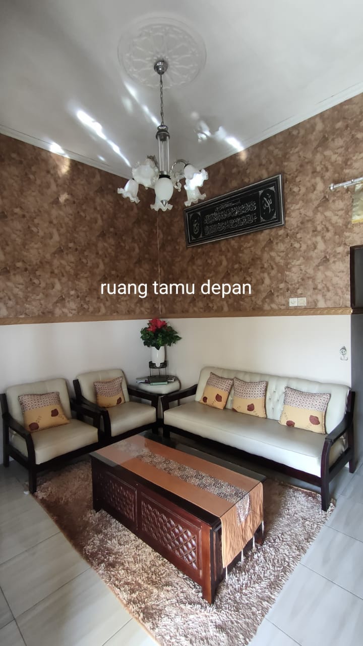 Rumah Bagus Ada Gazebo Dekat Indogrosir dan Jalan Raya Propinsi