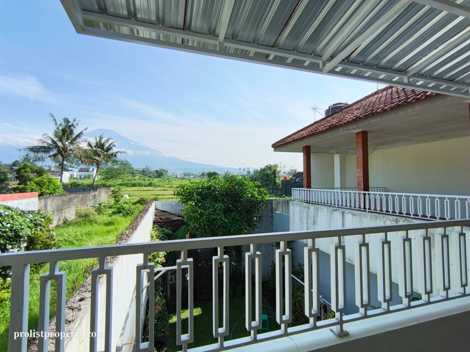 Dijual Rumah Serasa Villa Dengan View Gunung slamet - Banyak Bonusnya!