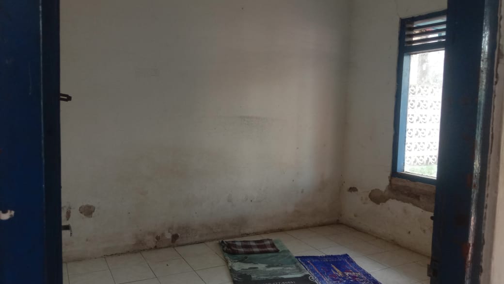 Jual tanah luas bonus rumah lokasi bisnis barat alun-alun Kroya