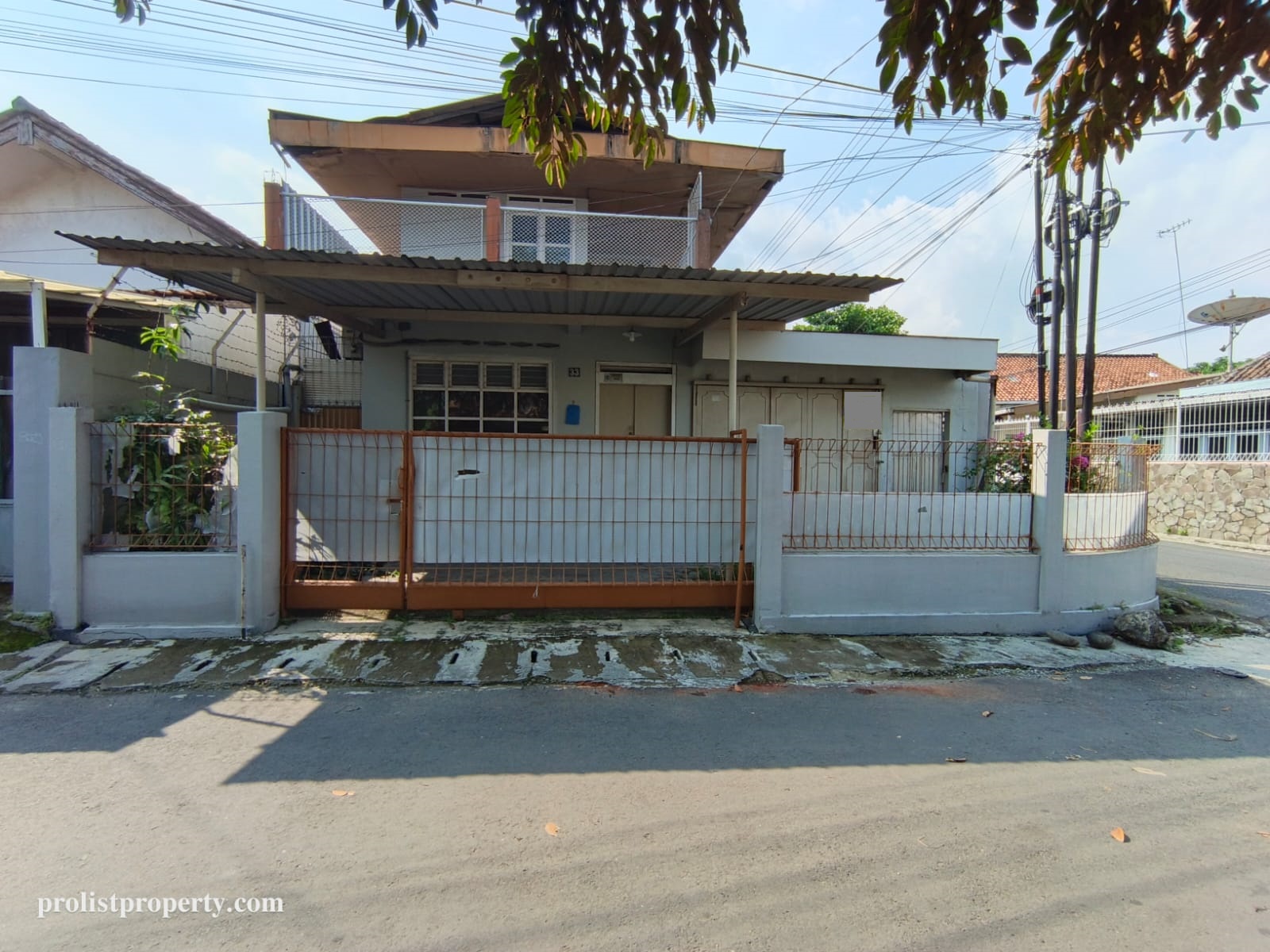 Dijual Rumah full furnish Tengah kota Purwokerto posisi hook