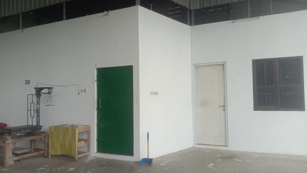 Dijual Tanah Kering Bonus Gudang Kantor Plus Tembok keliling depan Polsek Banyumas