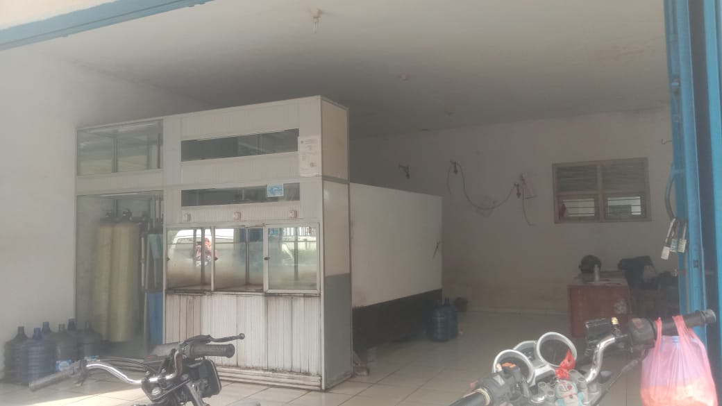 Dijual Rumah di kota lama Banyumas dengan halaman luas cocok untuk usaha