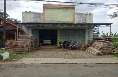 Dijual Toko Lebar Bagus Cocok Untuk Minimarket Di Sumbang Purwokerto