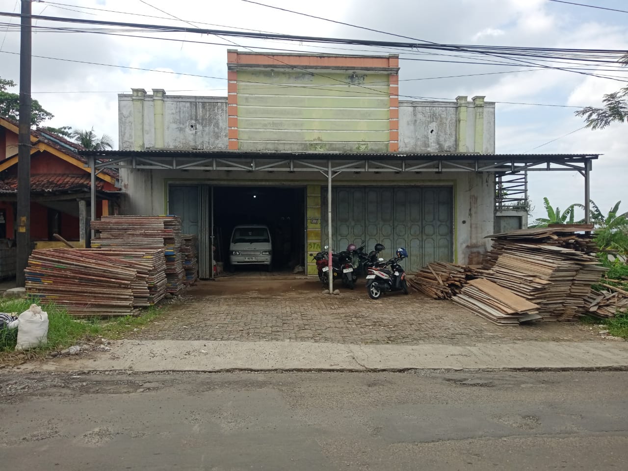 Dijual Toko Lebar Bagus Cocok Untuk Minimarket Di Sumbang Purwokerto