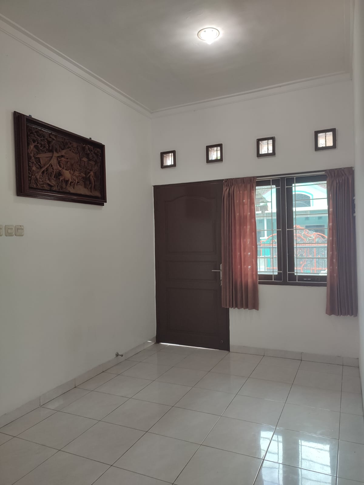 Disewakan Rumah Full Furnish 5 Menit Unsoed