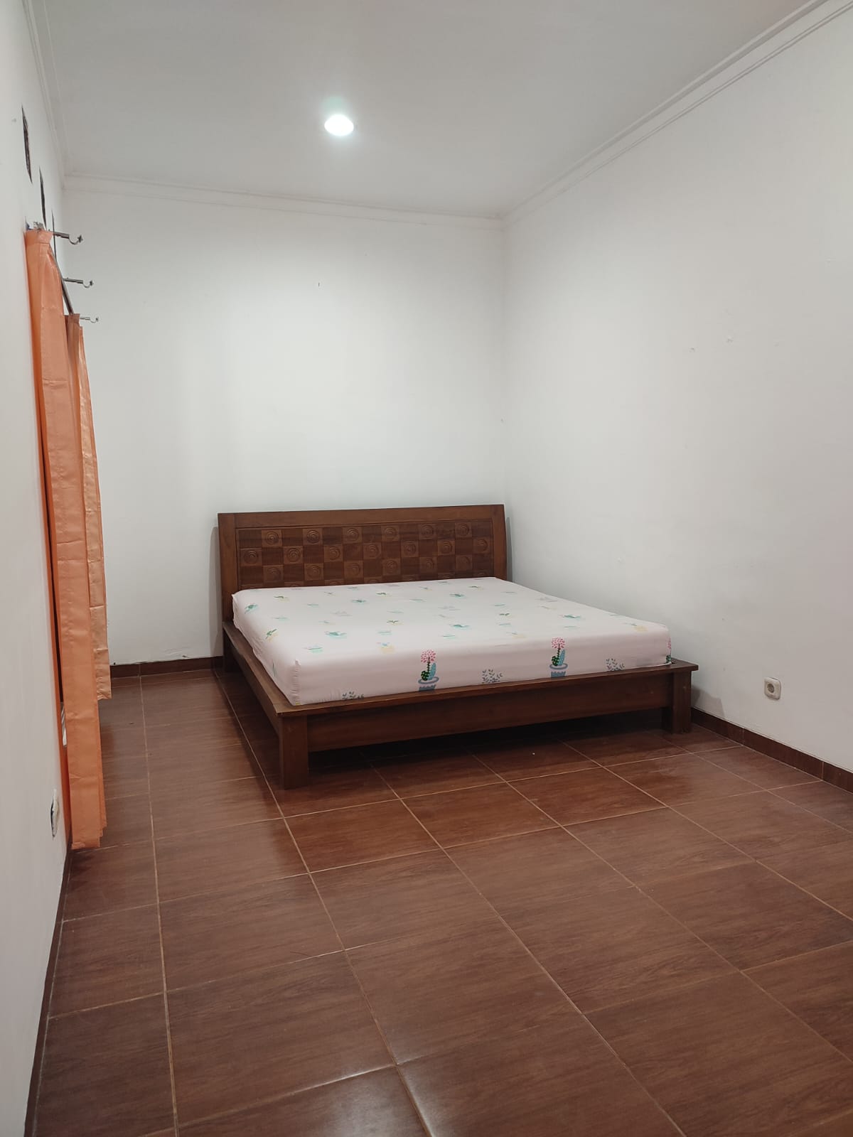 Disewakan Rumah Full Furnish 5 Menit Unsoed