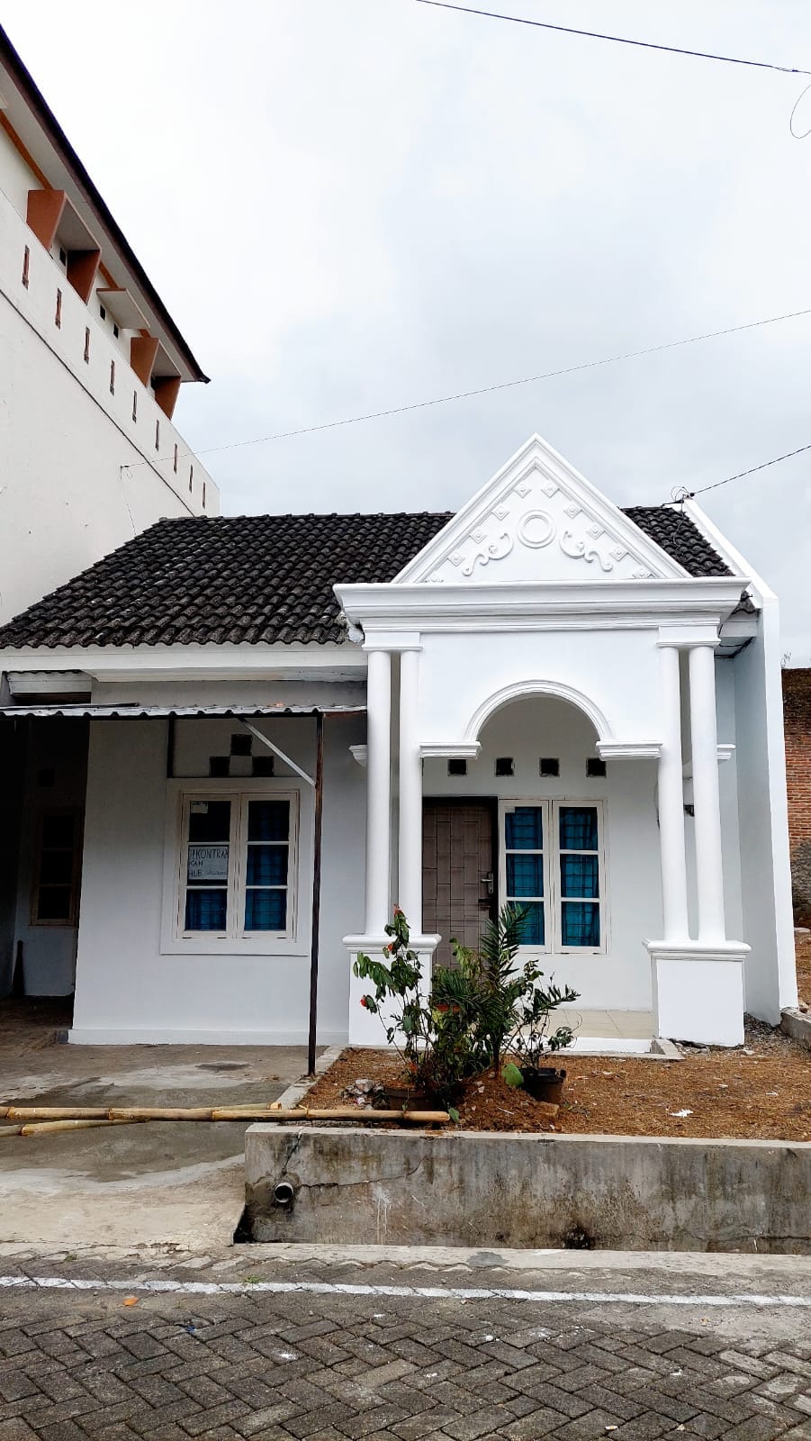 Rumah Hook Perum One Gate Hanya 7 Menit Ke Stasiun