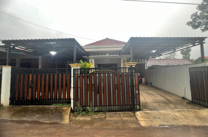 Dijual Rumah Super Lega Akses Mobil Papasan 6 Menit Kampus Harbang